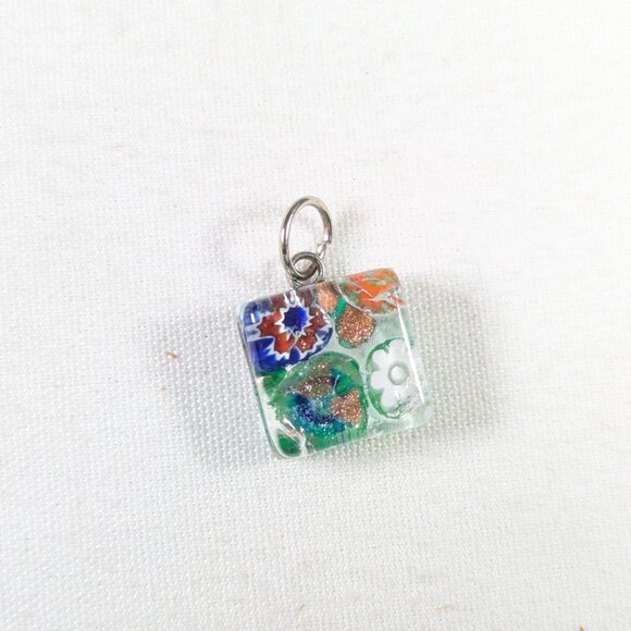 Small Murano glass square jewelry pendant, Murano glass Millefiori charm - Picture 2 of 8